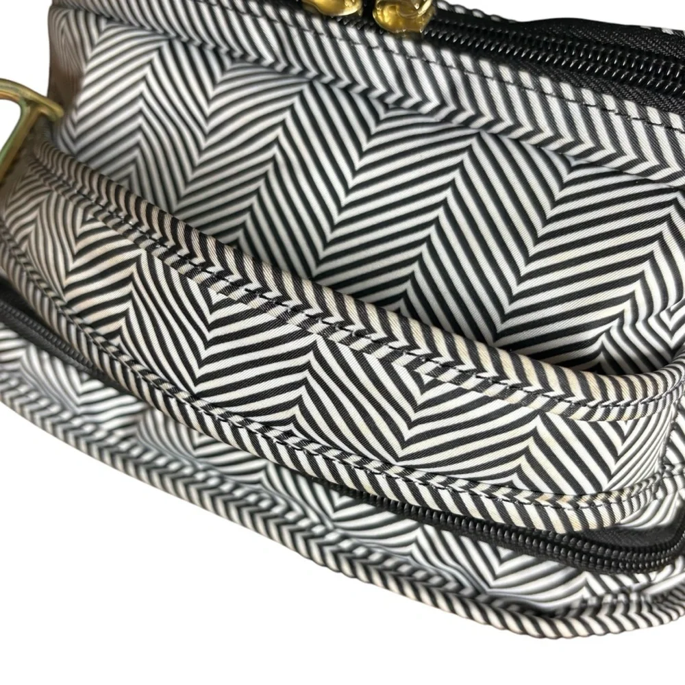 Ju-ju-be Be Right Back Diaper Bag - Picture 13 of 16